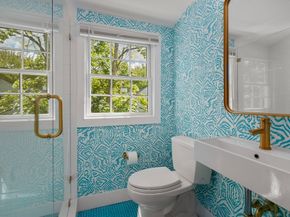 208 South St, Brookline MA 02467