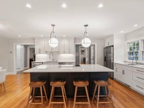 208 South St, Brookline MA 02467