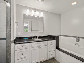 208 South St, Brookline MA 02467