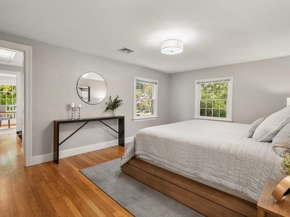 208 South St, Brookline MA 02467