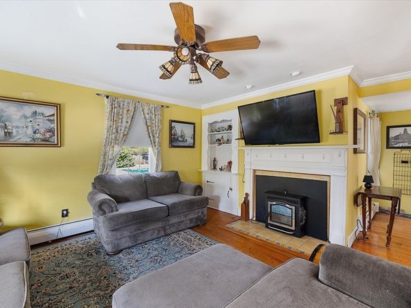 189 Fitchburg Rd, Ashburnham MA 01430