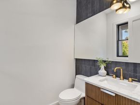 180 Hunnewell Ave 180, Newton MA 02458