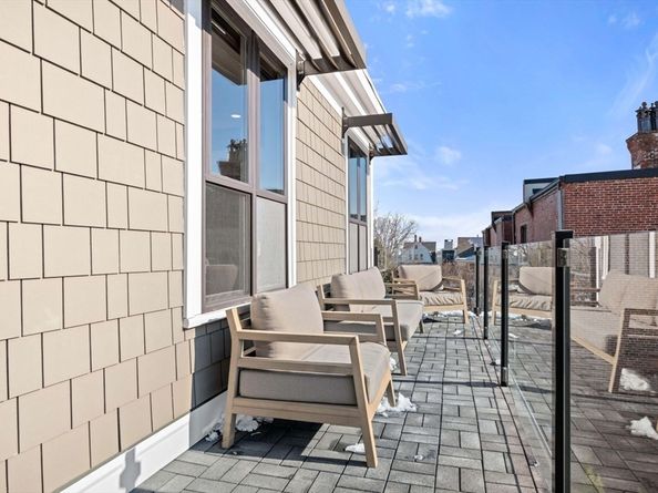 928 E Broadway 9, Boston MA 02127