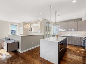 928 E Broadway 9, Boston MA 02127