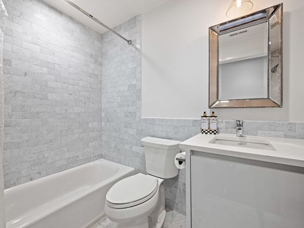 928 E Broadway 9, Boston MA 02127