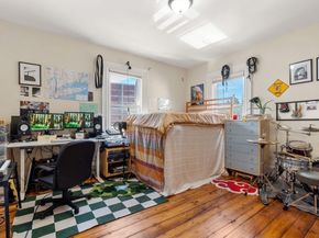 40 Humphreys St, Boston MA 02125