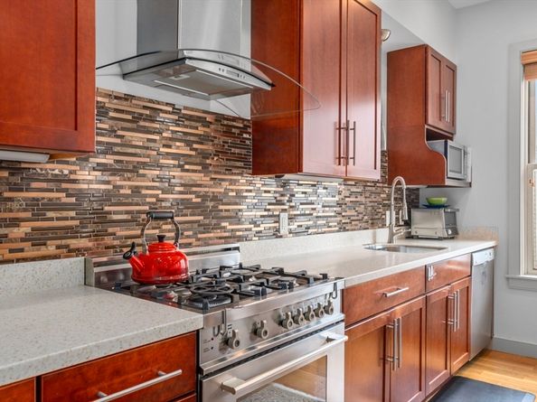 45 Vinton St 1, Boston MA 02127