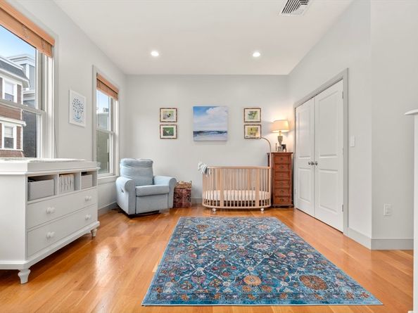 45 Vinton St 1, Boston MA 02127