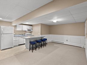 8 Trudys Ln, Scituate MA 02066