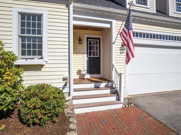 8 Trudys Ln, Scituate MA 02066