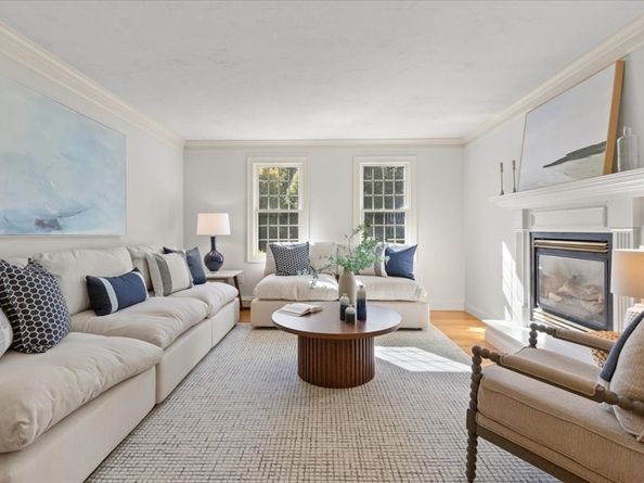 8 Trudys Ln, Scituate MA 02066