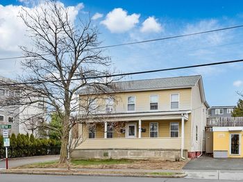 158 Adams Street