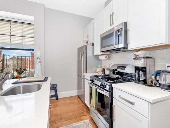 27 Dudley St, Boston MA 02119