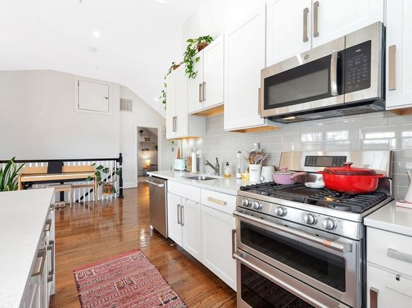 27 Dudley St, Boston MA 02119
