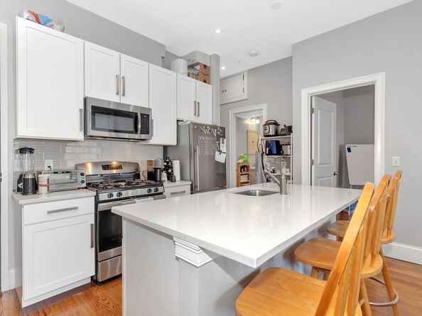 27 Dudley St, Boston MA 02119