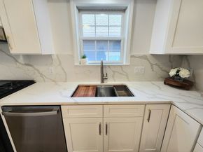 121 Condor 2, Boston MA 02128