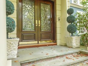 86 Kingsnorth Street, Northbridge MA 01588