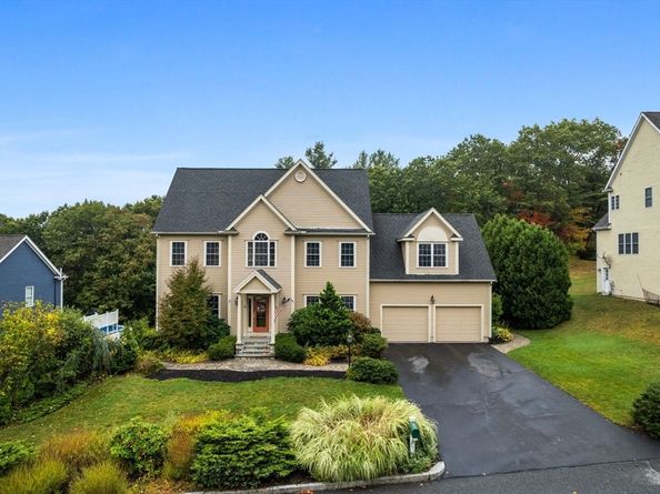 731 Samuel Dr, Northbridge MA 01588