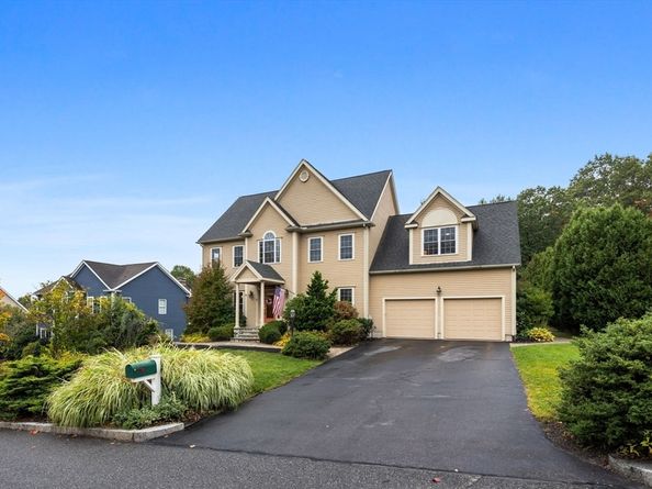 731 Samuel Dr, Northbridge MA 01588