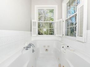 4 Olde Logging Road, Marion MA 02738