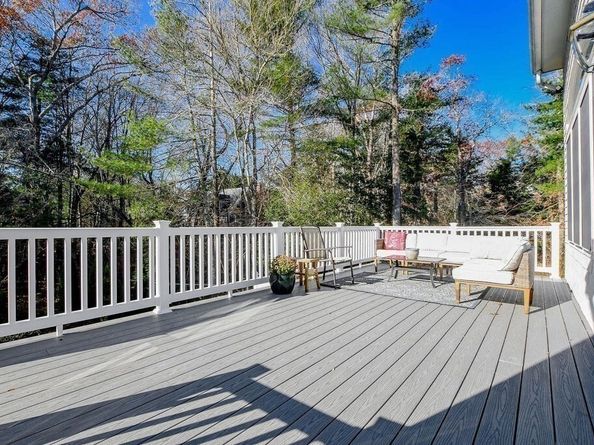 4 Olde Logging Road, Marion MA 02738
