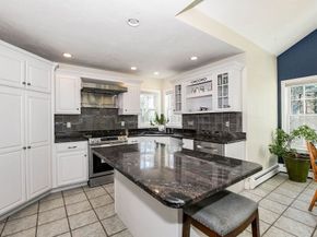 4 Olde Logging Road, Marion MA 02738