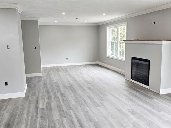 25 North Main Street B, Charlton MA 01507
