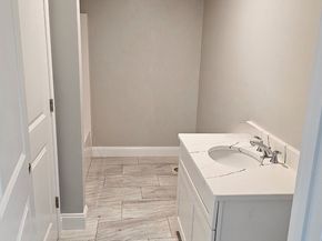 25 North Main Street B, Charlton MA 01507