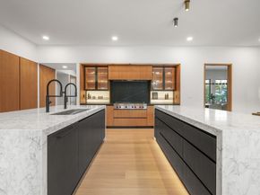 12 Robin Rd, Weston MA 02493