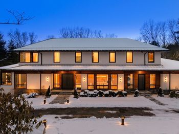 12 Robin Rd