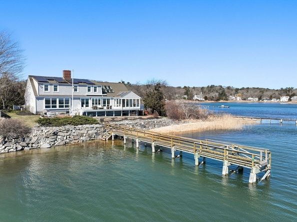 66 Seabury Point Road, Duxbury MA 02332