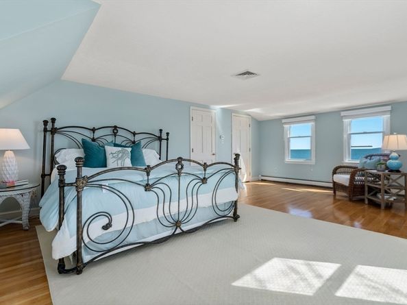 66 Seabury Point Road, Duxbury MA 02332