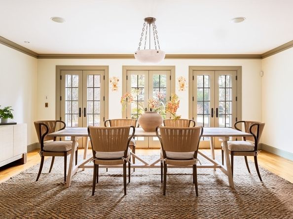 15 Hubbard Park Road, Cambridge MA 02138
