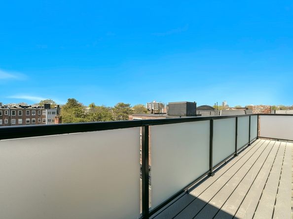14 Green Street PHB, Brookline MA 02446