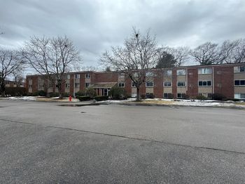 11 Weld St