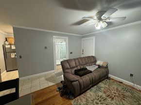 11 Weld St 33, Framingham MA 01702