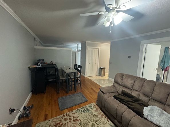 11 Weld St 33, Framingham MA 01702