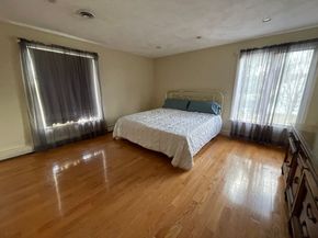 40 Weatherbee Dr, Westwood MA 02090
