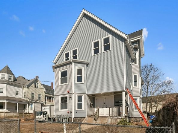 9 Waverly St 2, Brockton MA 02301