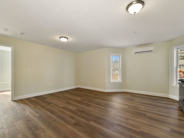 9 Waverly St 2, Brockton MA 02301