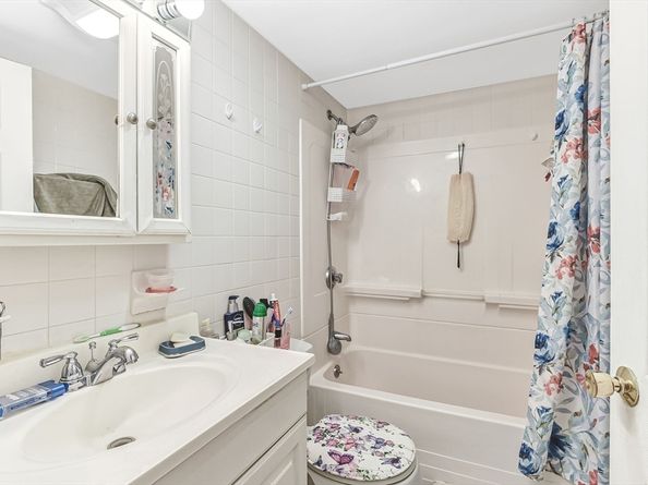 164 Galen Street 57, Watertown MA 02472