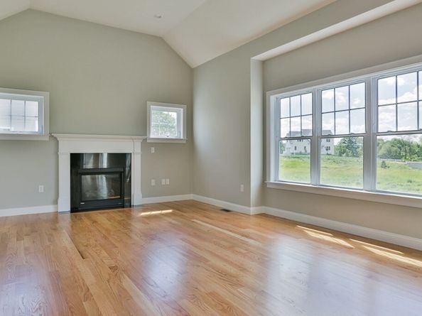 16 St Paul Lane Lot 20, Westford MA 01886