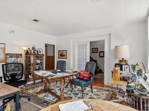 58 Oliver St, Fitchburg MA 01420