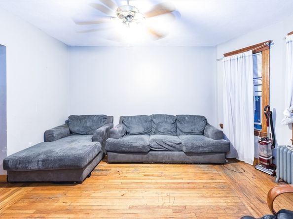 33 Clifton Ave A, Everett MA 02149