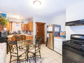 33 Clifton Ave A, Everett MA 02149