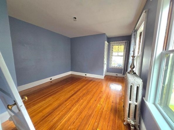 26 Warner St, Somerville MA 02144