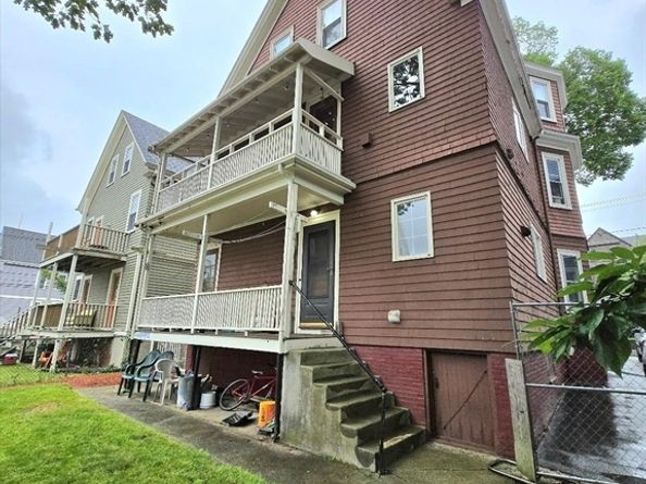 26 Warner St, Somerville MA 02144