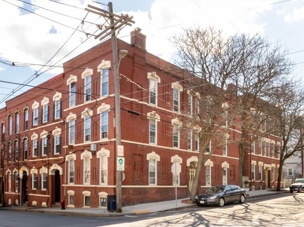 35 Chestnut St 2, Chelsea MA 02150
