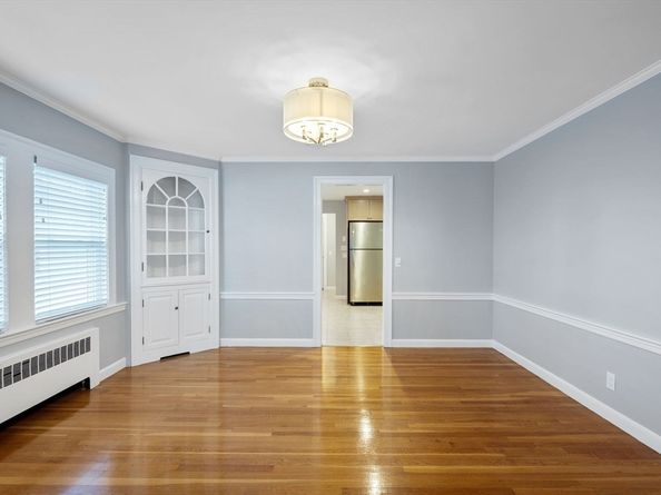 438 Central Ave 2, Milton MA 02186