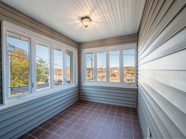 438 Central Ave 2, Milton MA 02186